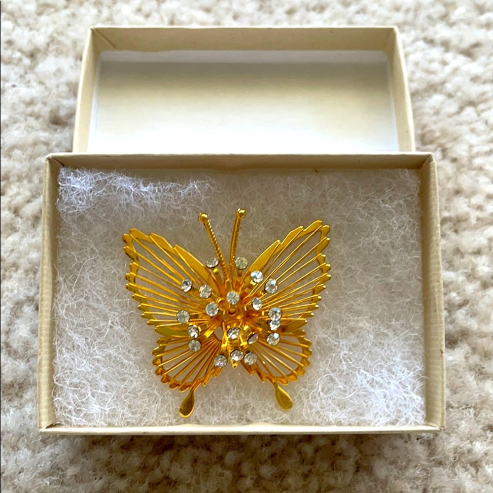 Brooch Pin